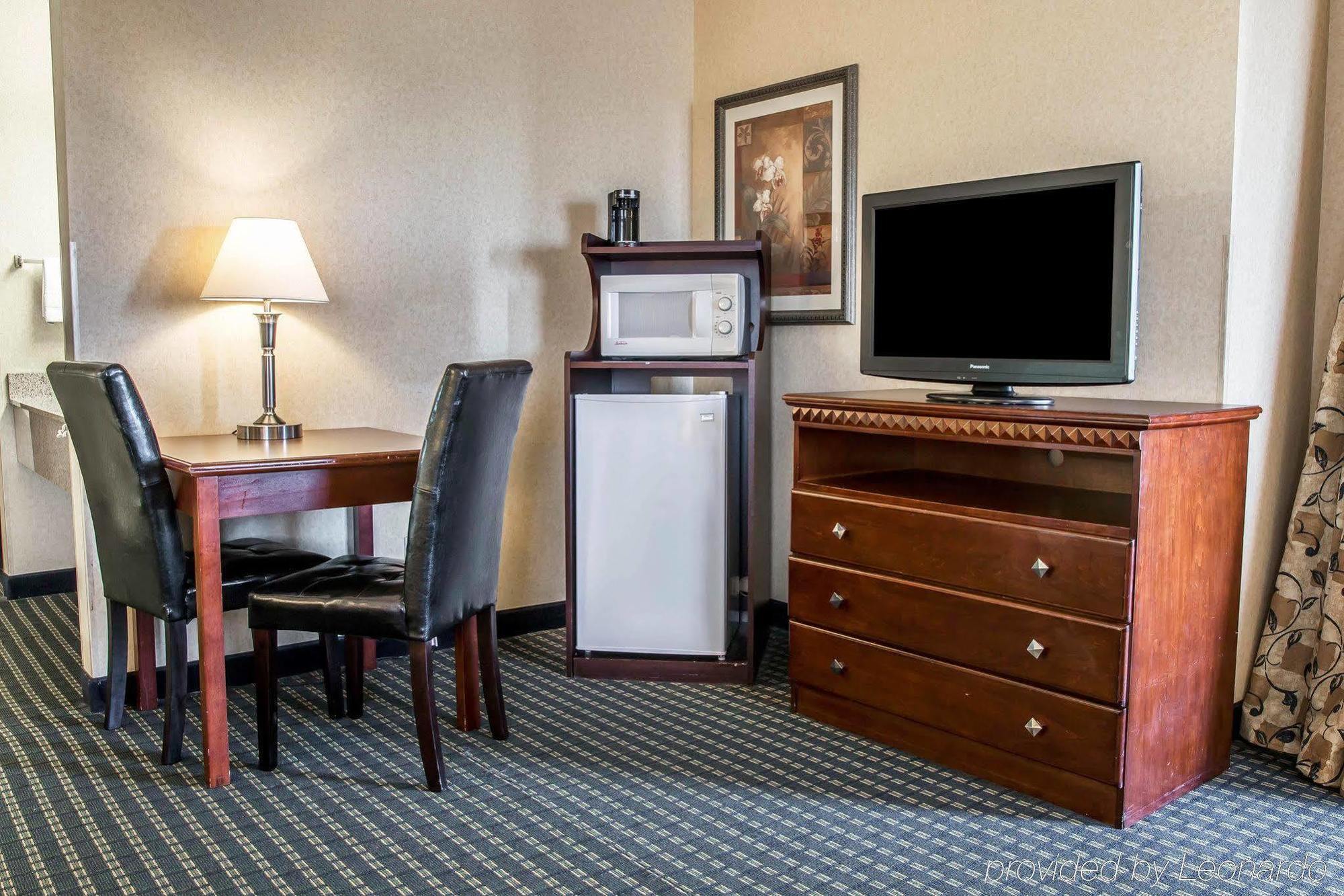 Quality Inn Marshall Near I-69 Exterior foto